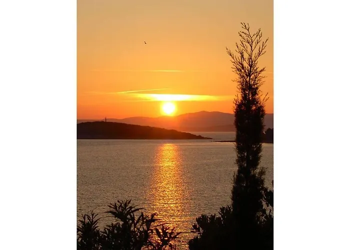 Charming In Vodice Ждрелац